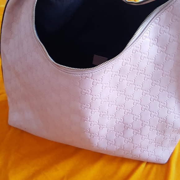 GUCCI GG SOFT PINK GUCCISIMA HOBO BAG - Picture 4 of 8